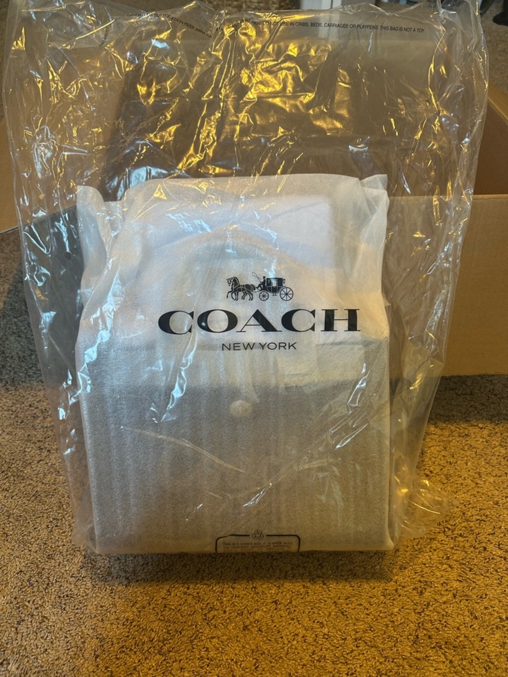 NWT COACH BUBBLE CARGO TOTE 26 (largest size)